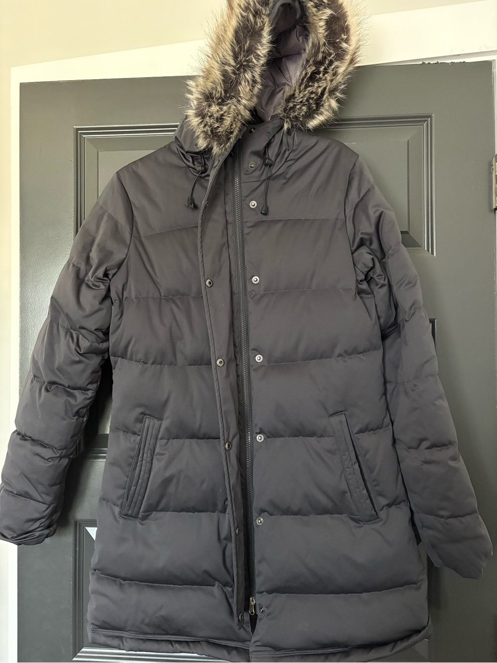 Women’s Grey Puffer Parka with Faux Fur Hood